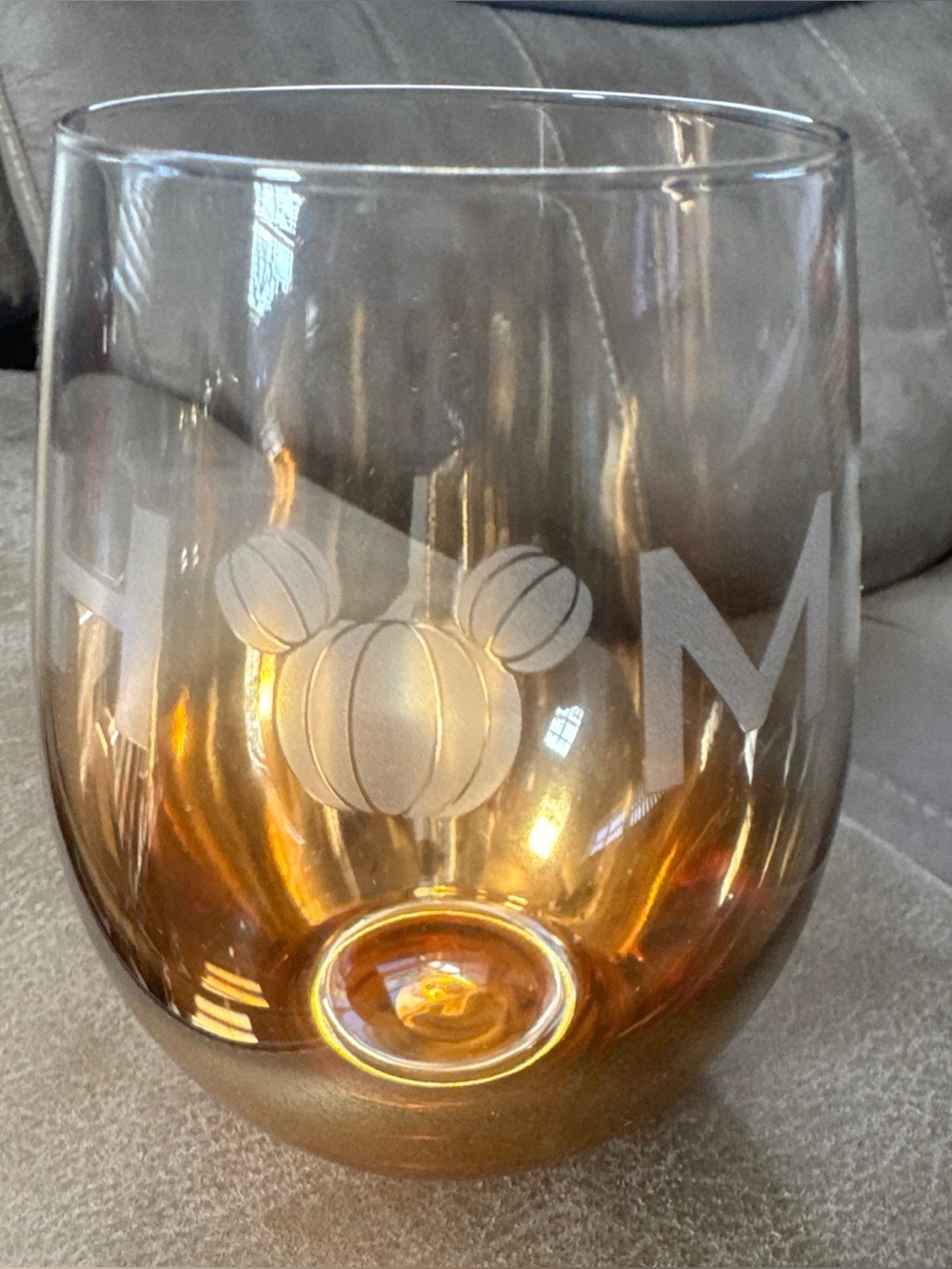 Set 2 Disney Home Collection Mickey Mouse Gold/Amber Stemless Wine glasses NWT’